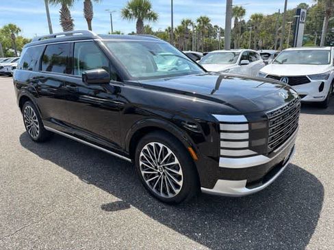 Used 2026 Hyundai Palisade Calligraphy FWD image 11