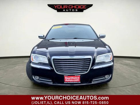 Used 2011 Chrysler 300 Limited RWD image 8
