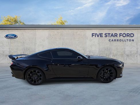 Certified 2024 Ford Mustang Coupe image 9