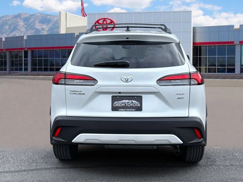 Used 2026 Toyota Corolla Cross XLE w/ Convenience Package image 4