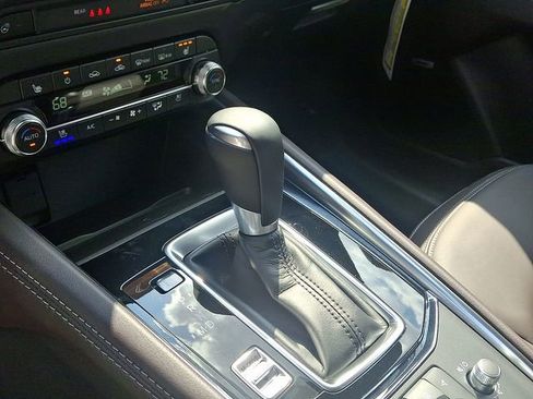 New 2025 MAZDA CX-5 Signature image 8