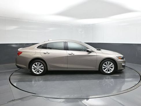 Used 2023 Chevrolet Malibu LT FWD image 11