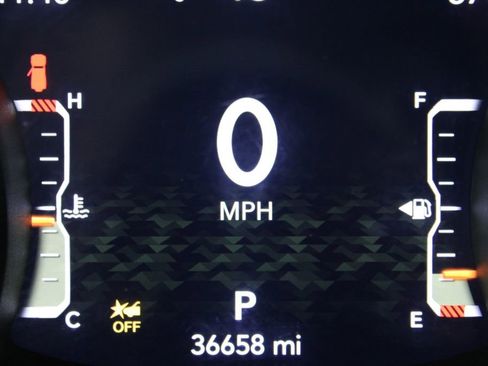 Used 2024 Jeep Wrangler Unlimited Rubicon image 39