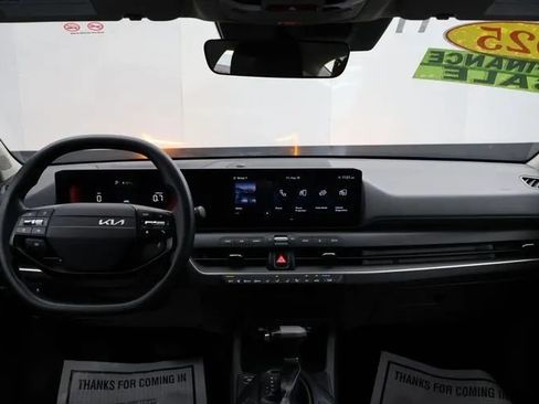 Used 2025 Kia K4 FWD image 18