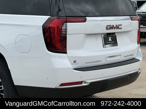 New 2026 GMC Yukon XL Elevation w/ Elevation Premium Package AWD/4WD image 6