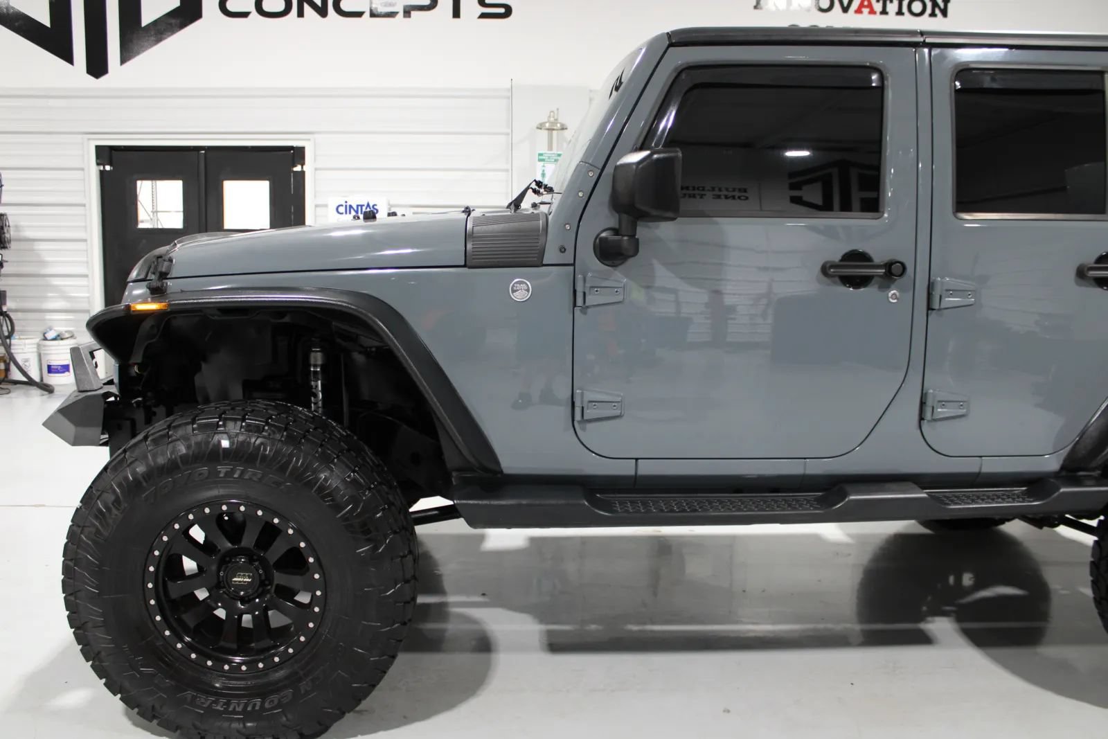 Used 2015 Jeep Wrangler Unlimited Sport w/ Quick Order Package 24S AWD/4WD image 22