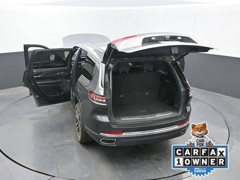 Used 2021 Jeep Grand Cherokee L Overland w/ Luxury Tech Group IV AWD/4WD image 75