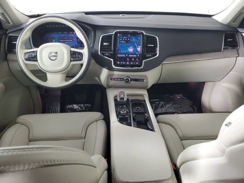 Certified 2024 Volvo XC90 B6 Ultimate w/ Protection Package Premier AWD/4WD image 18
