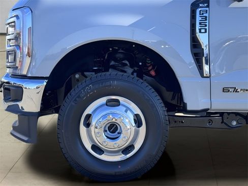 New 2026 Ford F350 XLT w/ XLT Premium Package image 40