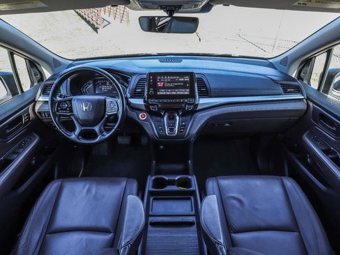 Used 2018 Honda Odyssey EX-L image 2