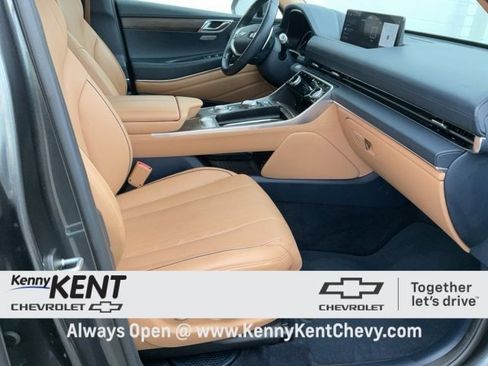 Used 2023 Genesis GV80 2.5T w/ Prestige 20" Package image 19