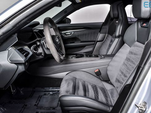 Used 2023 Audi RS e-tron GT w/ Carbon Performance Package image 14