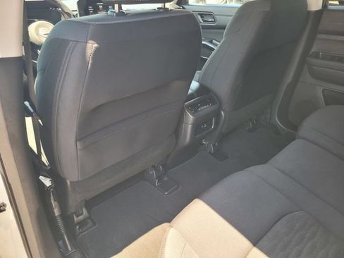 Certified 2025 Nissan Pathfinder SV FWD image 14