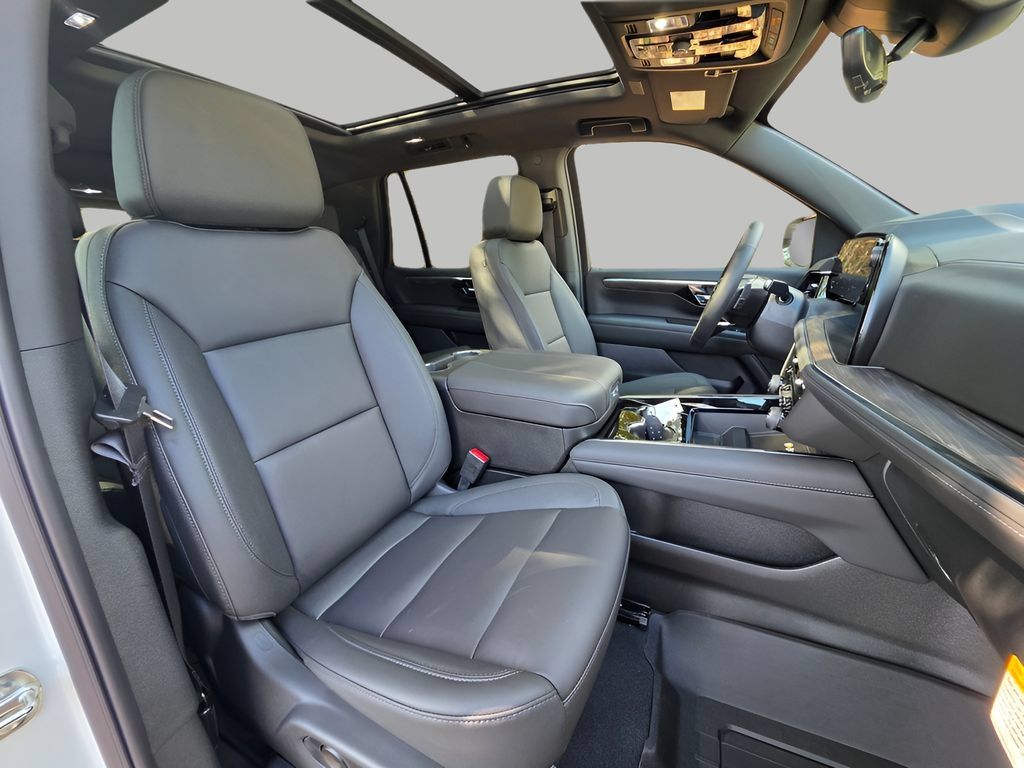 New 2026 Chevrolet Tahoe Z71 w/ Z71 Off-Road Package AWD/4WD image 16