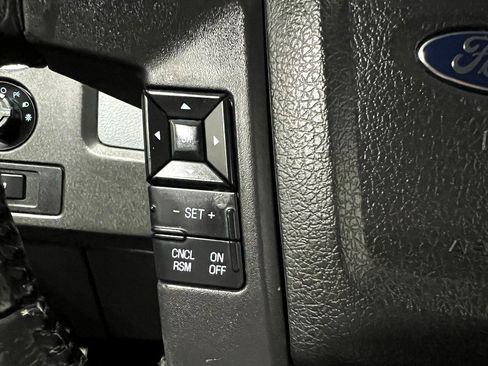 Used 2014 Ford F150 XLT w/ Equipment Group 302A Luxury image 39