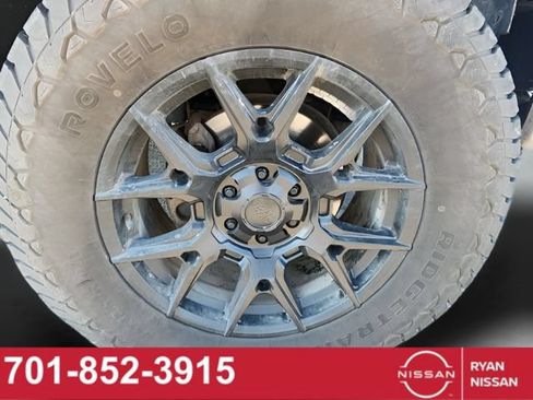 Used 2012 Ford F150 FX4 w/ FX Luxury Pkg AWD/4WD image 13
