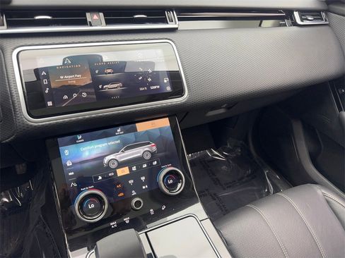 Used 2022 Land Rover Range Rover Velar S image 60