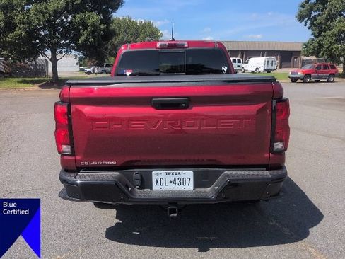 Used 2025 Chevrolet Colorado Z71 w/ Z71 Convenience Package 2 AWD/4WD image 11