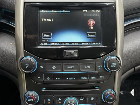 Used 2015 Chevrolet Malibu LTZ FWD image 28