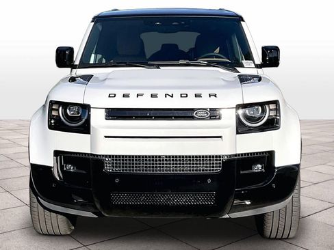 New 2026 Land Rover Defender 110 X-Dynamic SE AWD/4WD image 5