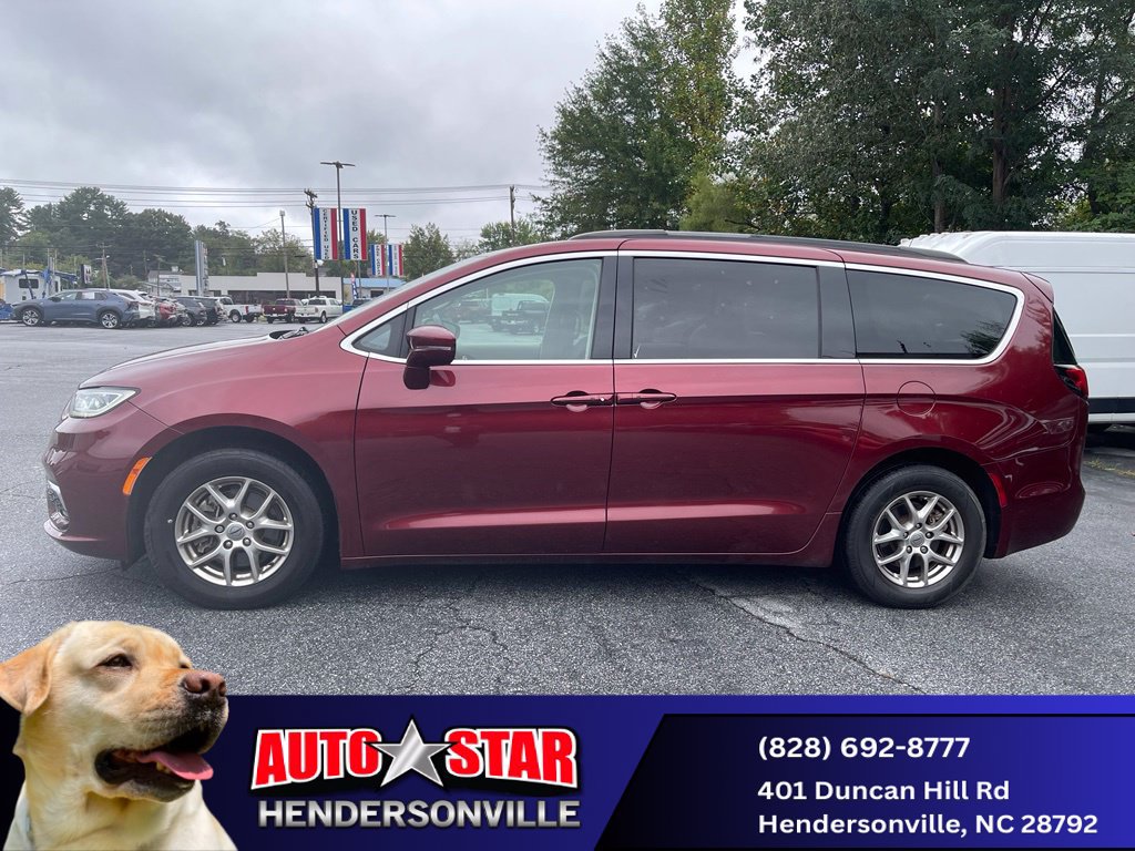 Used 2021 Chrysler Pacifica Touring FWD image 5