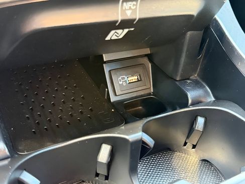 Used 2018 Mercedes-Benz E 63 AMG S image 32