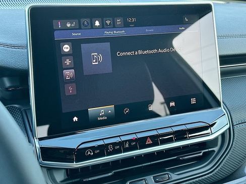 New 2026 Jeep Compass Latitude image 9