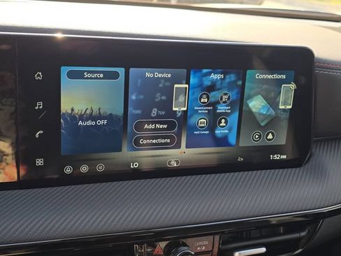 New 2026 Nissan Kicks SR FWD image 22