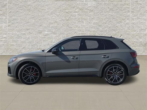 Certified 2023 Audi SQ5 Premium Plus w/ Premium Plus Package AWD/4WD image 4