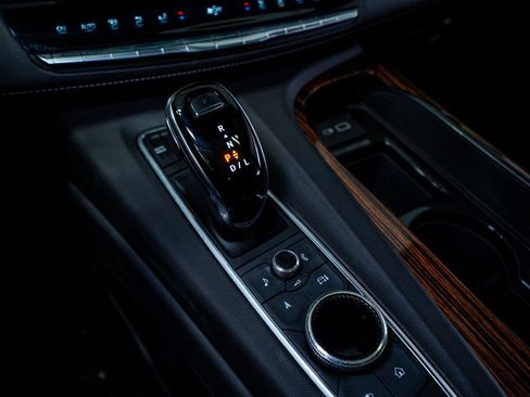 Used 2021 Cadillac Escalade Premium Luxury w/ Driver Assist Tech Package image 47