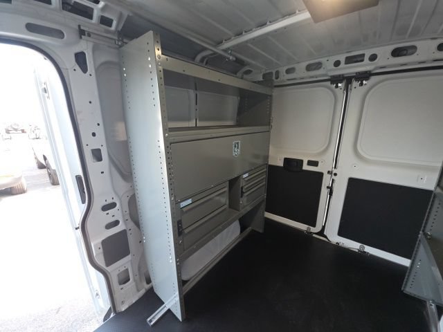 Used 2025 RAM ProMaster 2500 w/ Safety Group FWD image 17