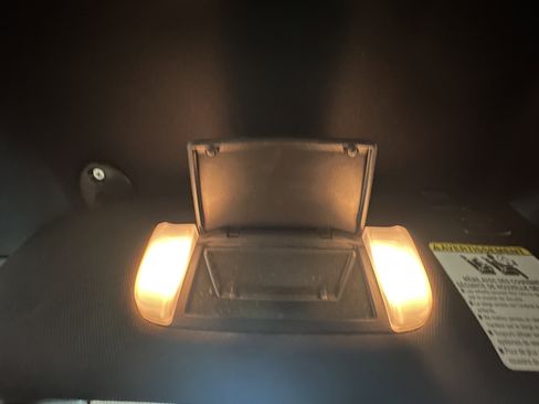 Used 2023 Toyota Tacoma TRD Sport image 48