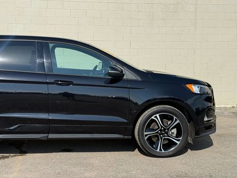 Used 2023 Ford Edge ST AWD/4WD image 11
