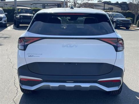 Certified 2023 Kia Sportage EX image 11