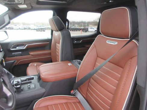 New 2026 GMC Sierra 1500 Denali Ultimate image 13