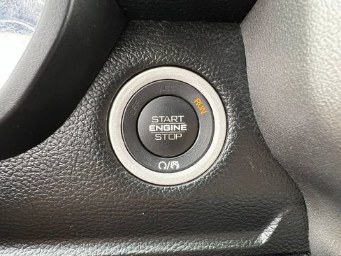 Used 2021 RAM 1500 Big Horn AWD/4WD image 30