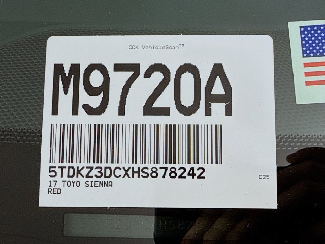Used 2017 Toyota Sienna LE FWD image 29