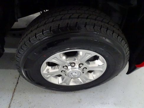 Certified 2024 RAM 2500 Big Horn w/ Sport Appearance Package image 30