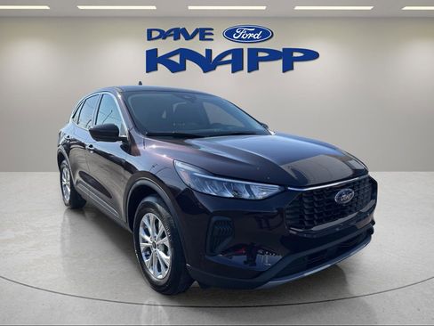 Used 2023 Ford Escape Active w/ Tech Pack #2 image 1