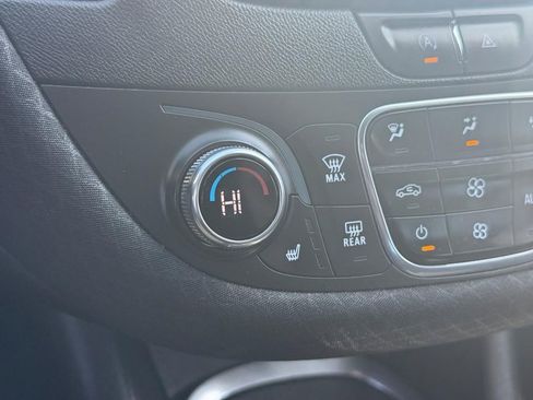 Used 2020 Chevrolet Malibu LT image 23