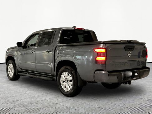 Used 2023 Nissan Frontier SV w/ SV Convenience Package AWD/4WD image 4
