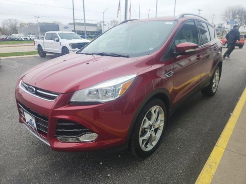 Used 2015 Ford Escape Titanium AWD/4WD image 3