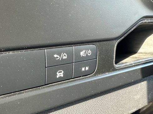 Used 2019 Freightliner Sprinter 3500 image 24