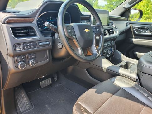 Used 2023 Chevrolet Suburban High Country AWD/4WD image 26