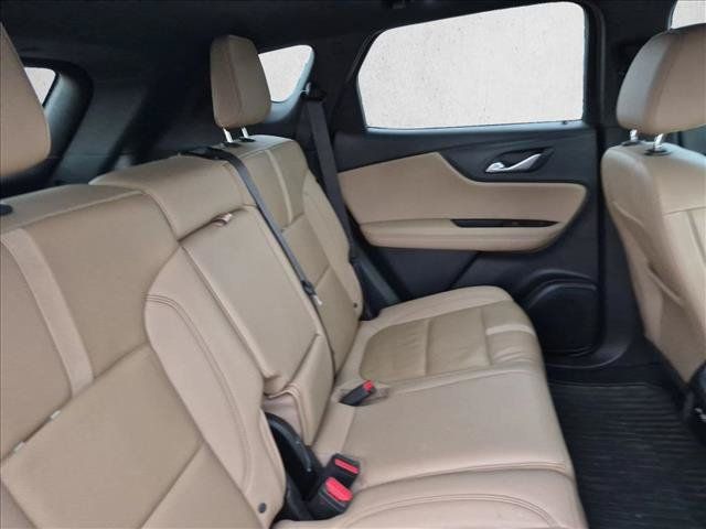 Used 2019 Chevrolet Blazer Premier w/ Sun and Wheels Package FWD image 12