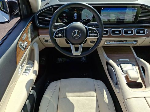 Used 2022 Mercedes-Benz GLE 350 4MATIC image 11