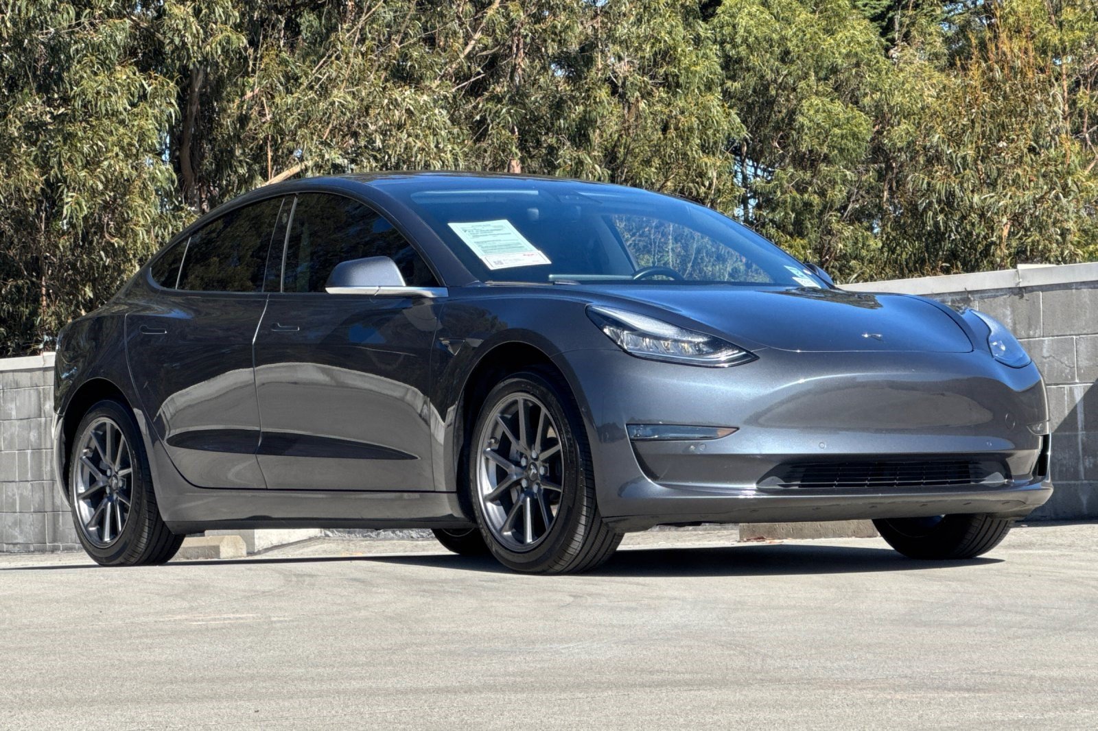 Used 2018 Tesla Model 3 Long Range RWD image 6
