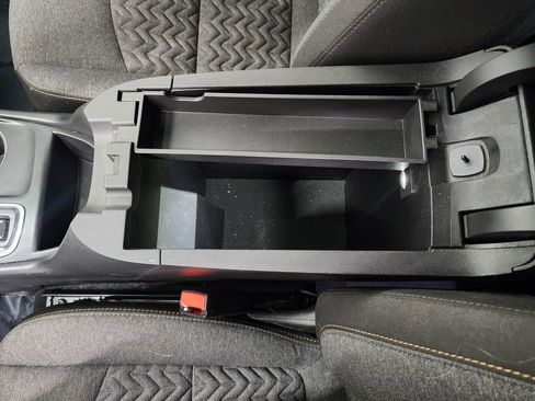 Used 2023 Chevrolet Equinox LT image 23