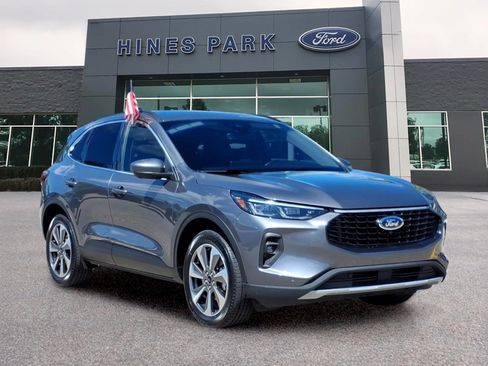 Used 2024 Ford Escape Platinum AWD/4WD image 1