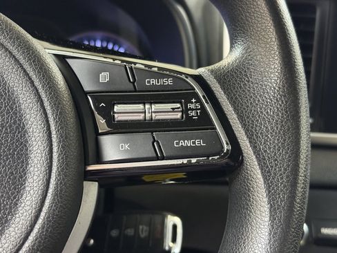 Used 2021 Kia Sportage LX image 32